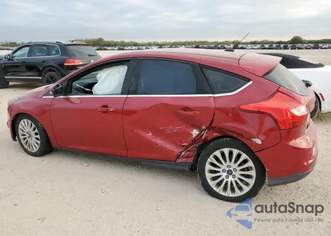 2012 Ford Focus Titanium из США, поврежденный, VIN 1FAHP3N20CL416150